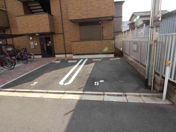 フルール　ラヴィーヌの物件外観写真