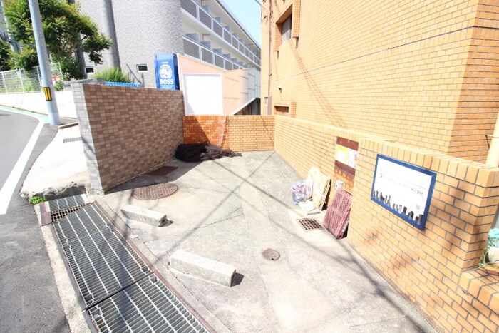 メゾンシャトルの物件外観写真