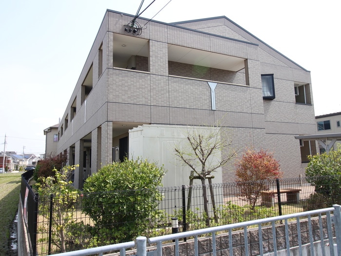 コンフォ－スＭＩＹＡの物件外観写真