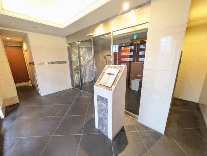 アスリ－ト本町リバ－ウエストの物件外観写真