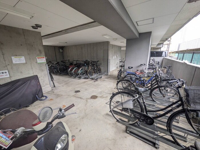 アスリ－ト本町リバ－ウエストの物件外観写真