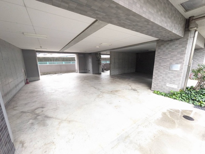 アスリ－ト本町リバ－ウエストの物件外観写真