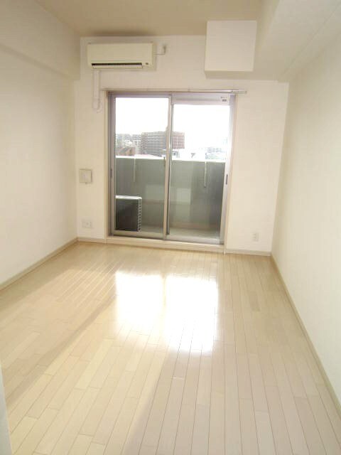 アスリ－ト本町リバ－ウエストの物件内観写真