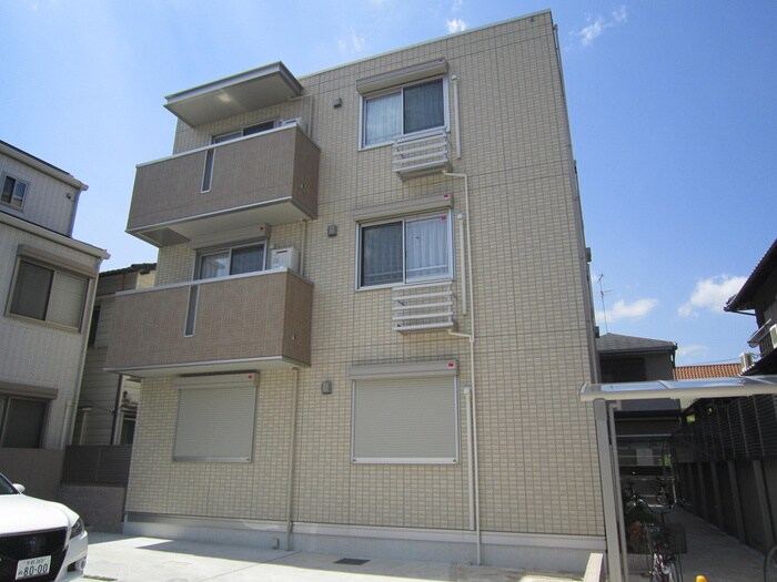 フローリッシュの物件外観写真