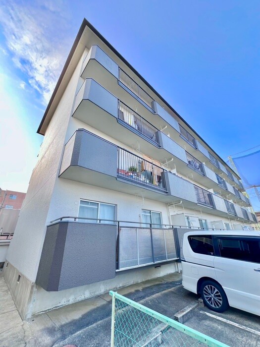 ハイツ八興の物件外観写真