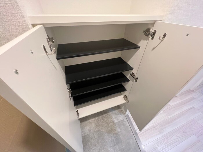 セレニテ神戸ミラクノールの物件内観写真