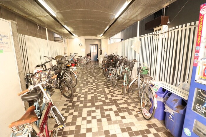 レジデンスナガサワの物件外観写真