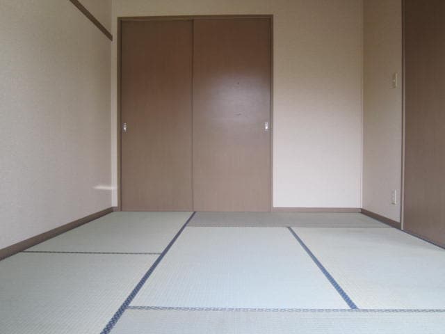 オレンジハイツＢ棟の物件内観写真