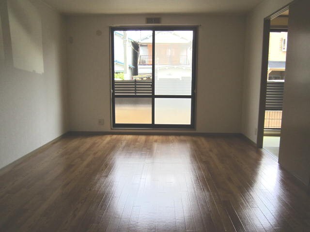 オレンジハイツＢ棟の物件内観写真