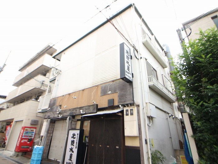 トリヴァンベ－ル豊中の物件外観写真