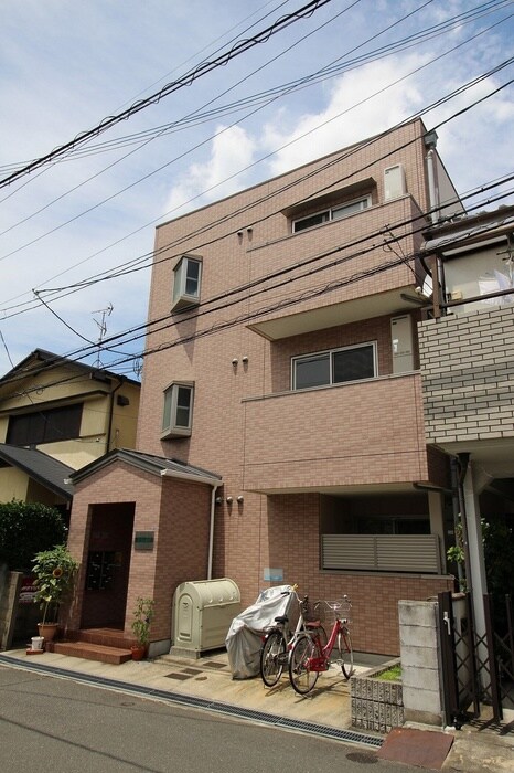 ファミ－ユの物件外観写真