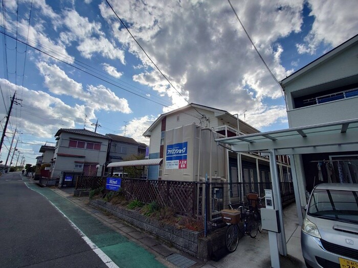 ホルティハイツ岡井の物件外観写真