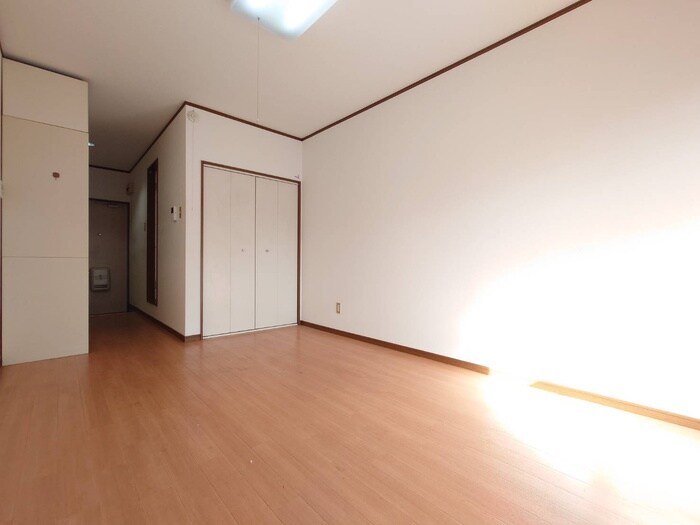 ホルティハイツ岡井の物件内観写真