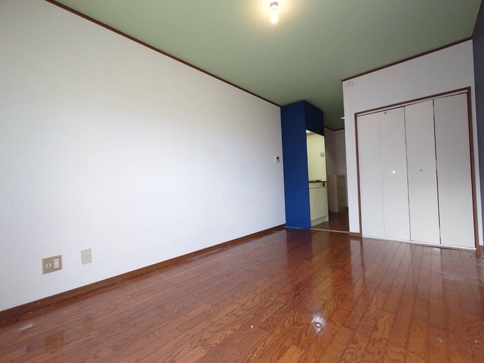 ホルティハイツ岡井の物件内観写真