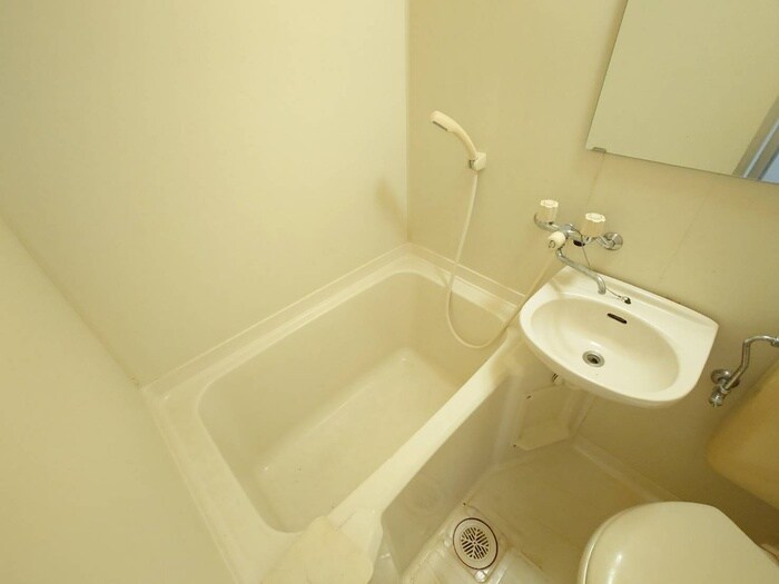 ホルティハイツ岡井の物件内観写真