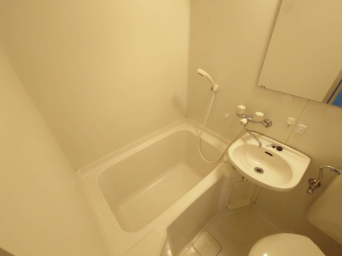 ホルティハイツ岡井の物件内観写真