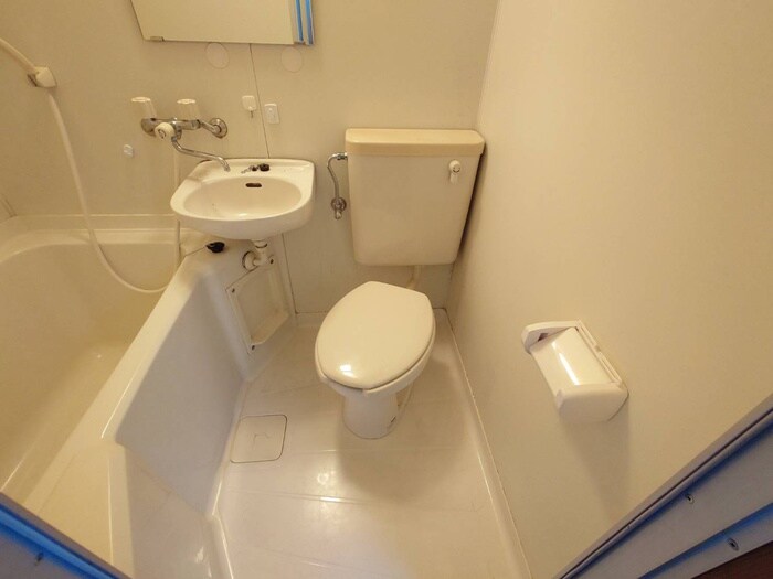 ホルティハイツ岡井の物件内観写真