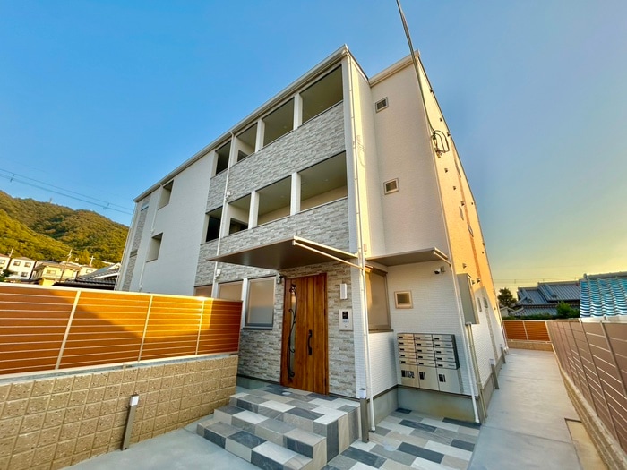 ピレーネ北条Ⅳの物件外観写真