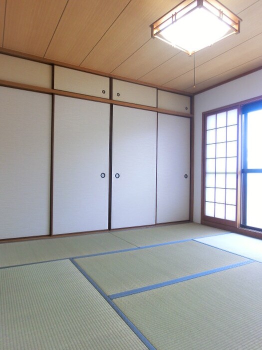 シャトル・ヌ－ベルの物件内観写真