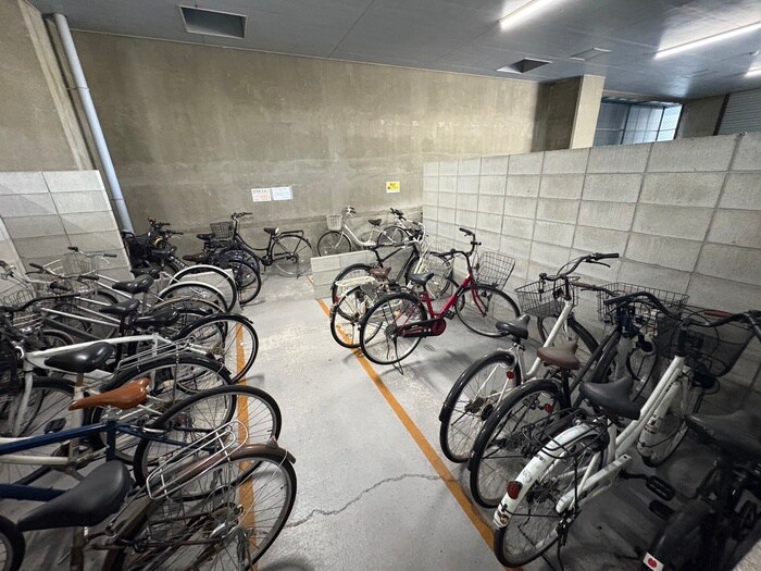 ノアーズアーク長田２１の物件外観写真