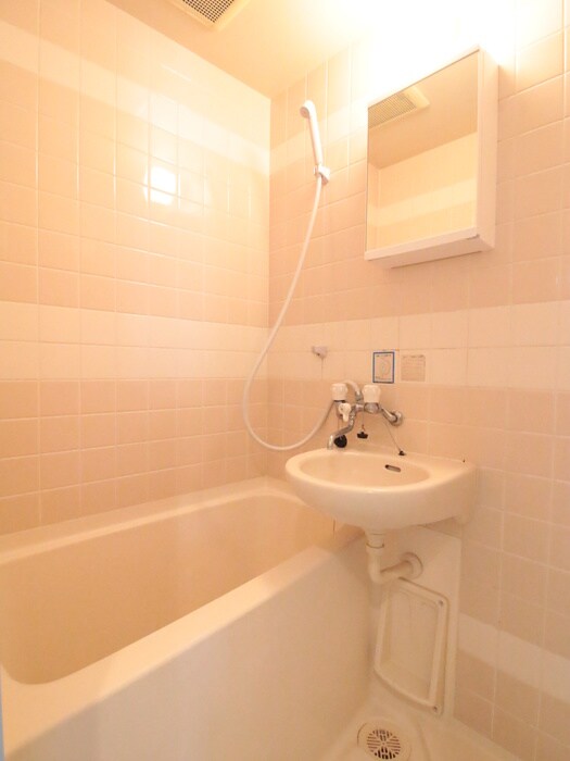 ノアーズアーク長田２１の物件内観写真