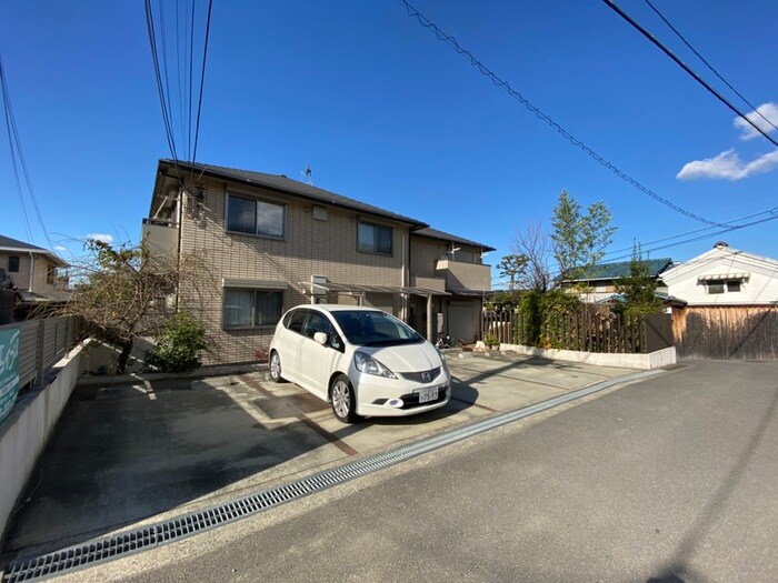 プティコリ－ヌの物件外観写真