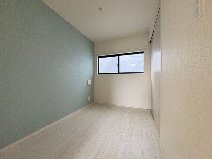 エーデルシュタイン花園伊町の物件内観写真