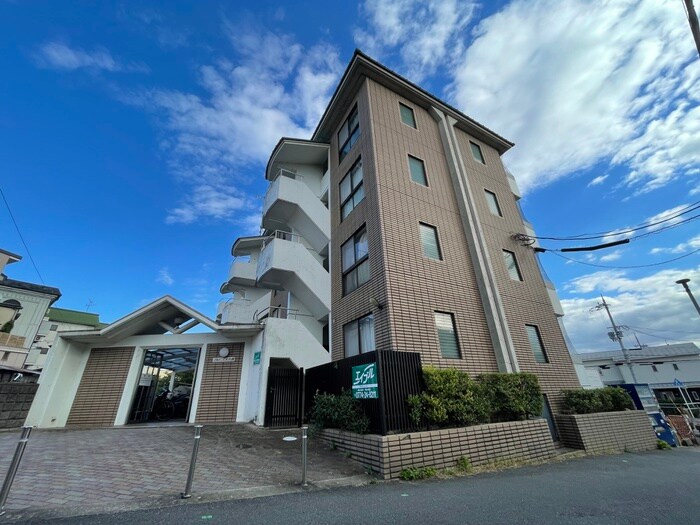 アルテミス大久保の物件外観写真