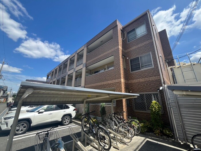 ウイングコ－トの物件外観写真