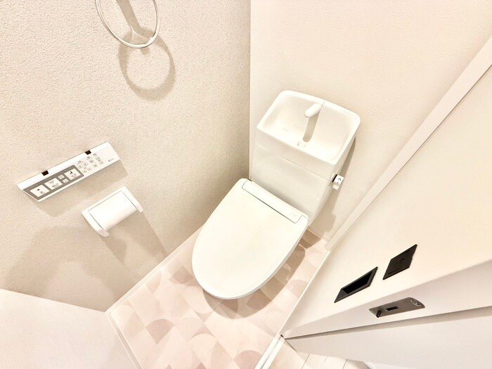 セレニティ大池町A棟の物件内観写真