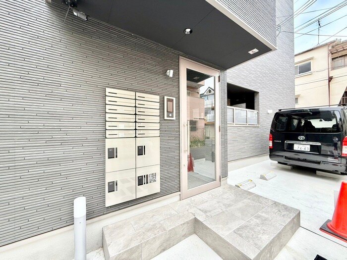 セレニティ大池町A棟の物件外観写真