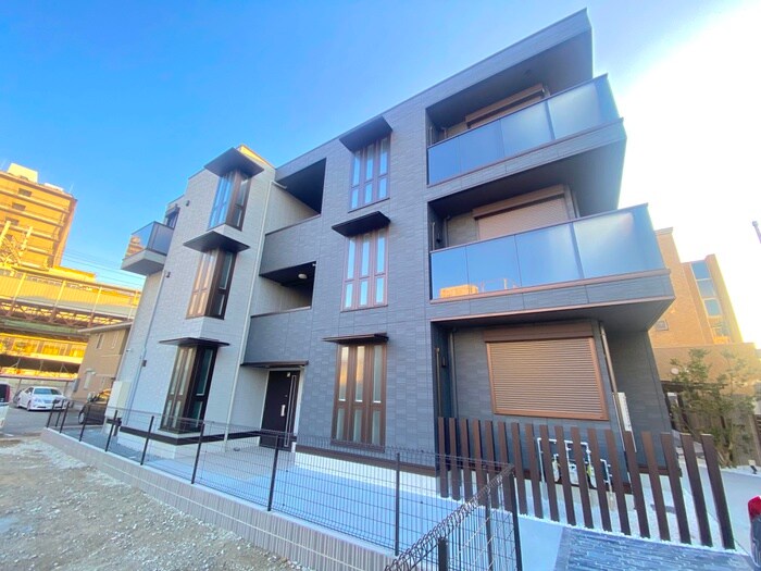 アンバーキューブＣの物件外観写真