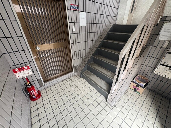 咲良マンションの物件外観写真