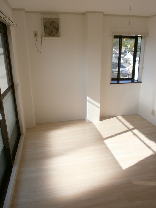 咲良マンションの物件内観写真