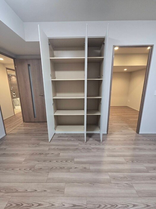 ブリリアタワー箕面船場(1207)の物件内観写真