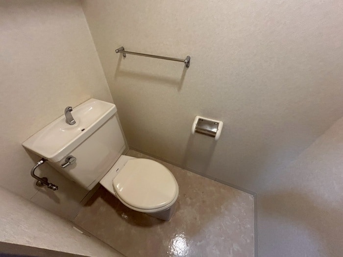 ピ－スフル本山の物件内観写真