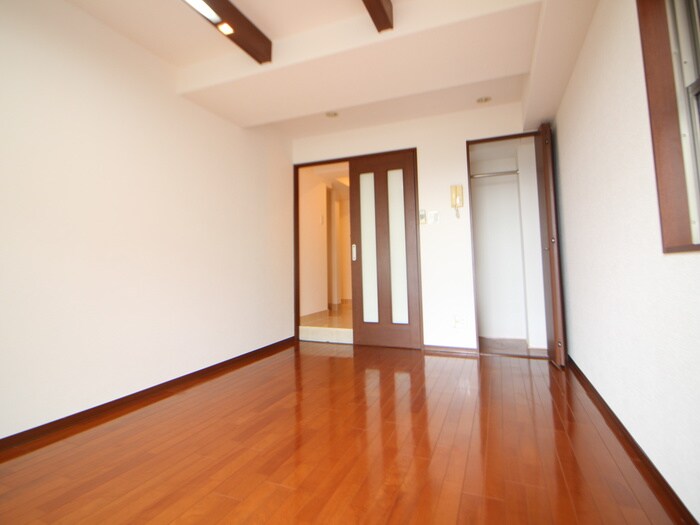 メープルコートの物件内観写真