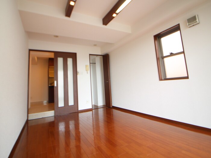 メープルコートの物件内観写真