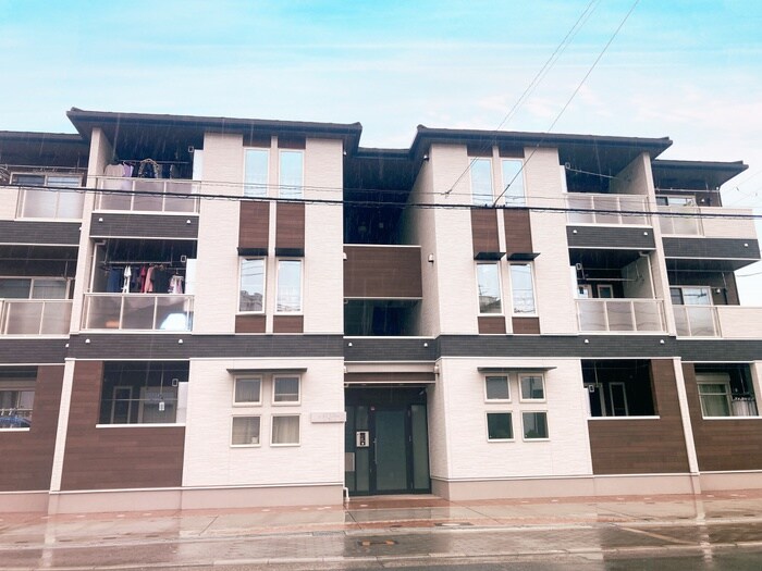 メゾン・ド・コクーンの物件外観写真