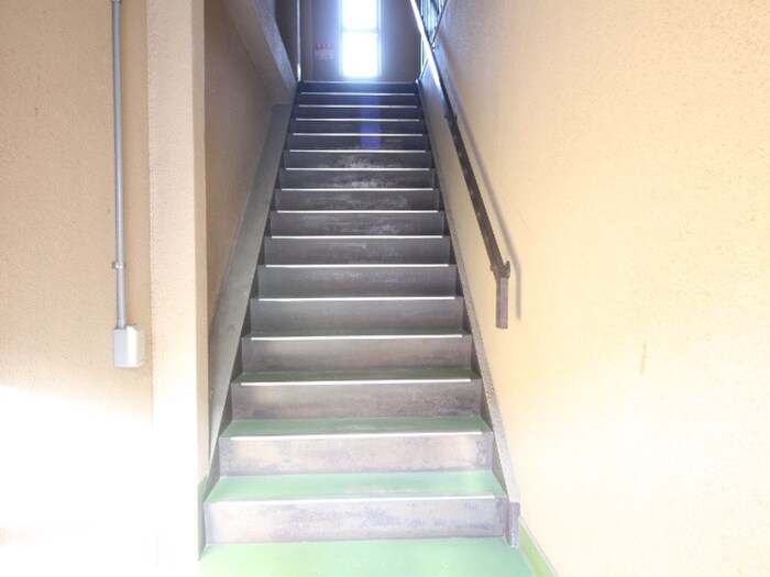 ジョイフルオオイシ３号館の物件外観写真