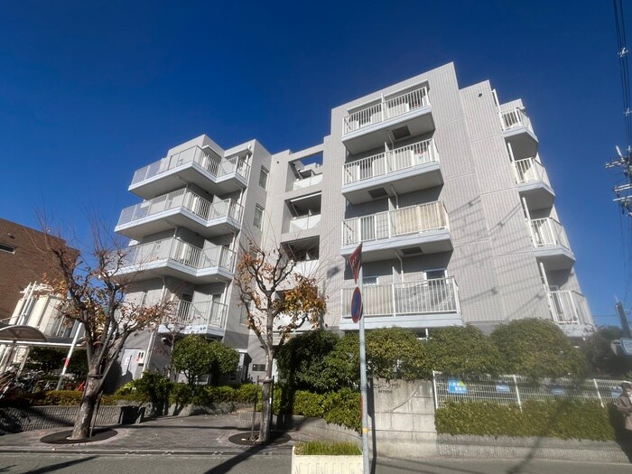 セレーノ門戸の物件外観写真