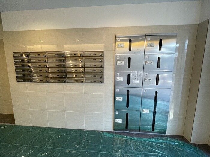 MAYFAIR OIKE PREMIUMの物件外観写真