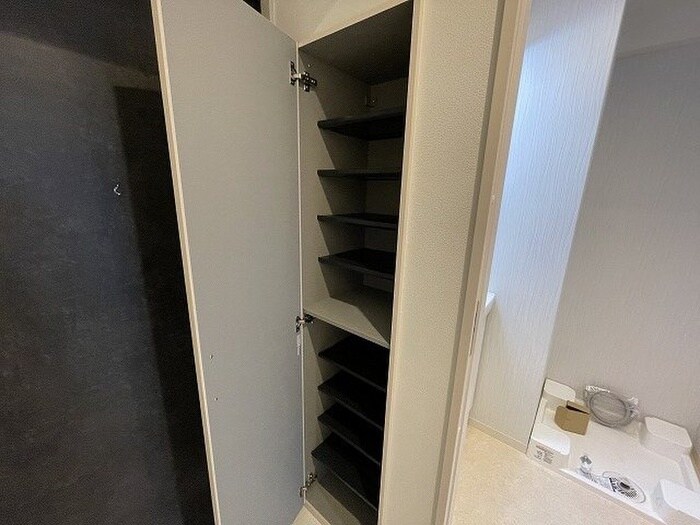 MAYFAIR OIKE PREMIUMの物件内観写真