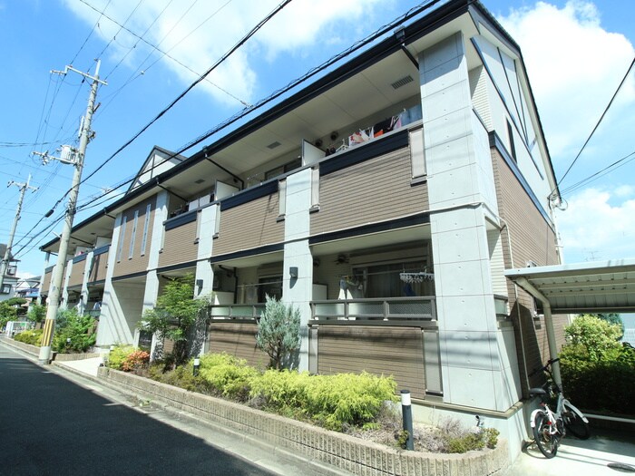 グラ－ス・ジェルメの物件外観写真