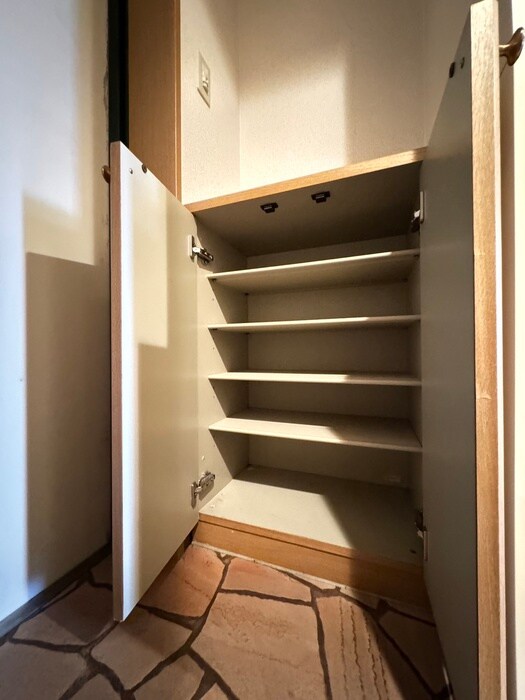 ヒ－リングコ－ト御所西の物件内観写真