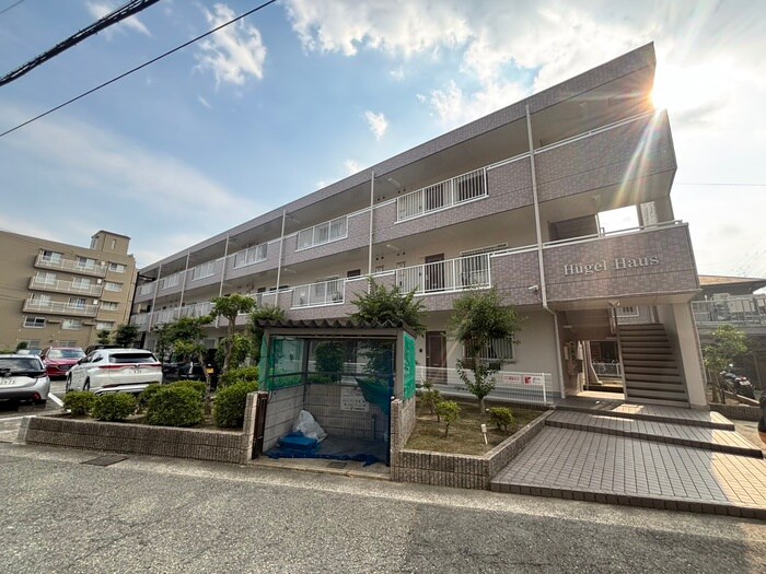 ヒュ－ゲルハウスの物件外観写真