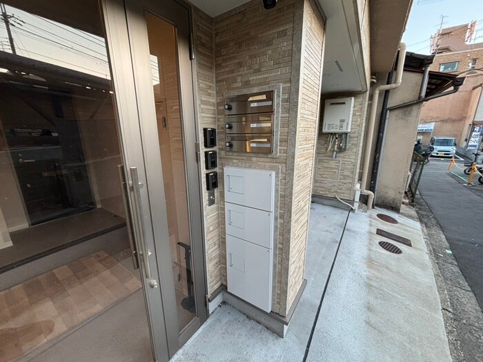 クオリエ茶山駅前の物件外観写真