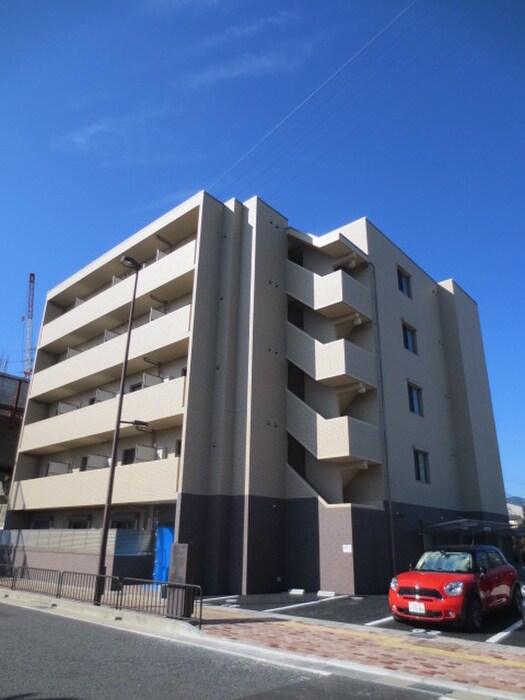 グランレブリー桂川の物件外観写真