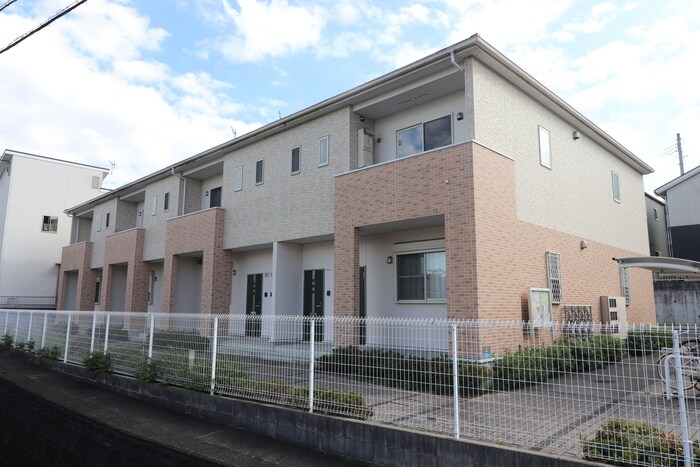 ポルタ　ヴェルデの物件外観写真