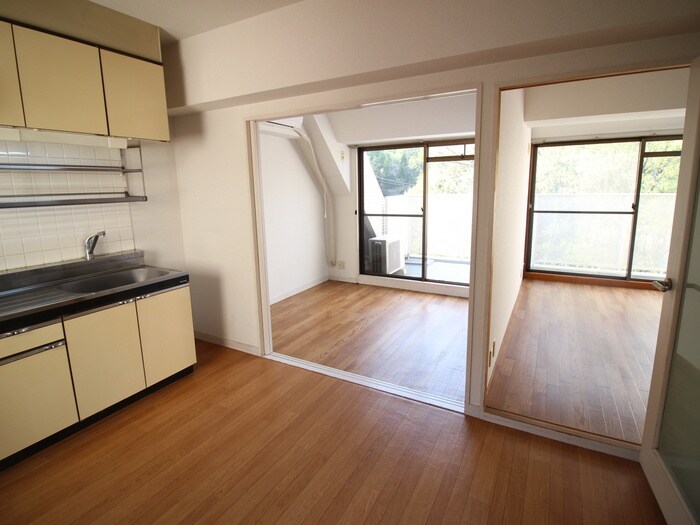 ハイライフひばりヶ丘の物件内観写真